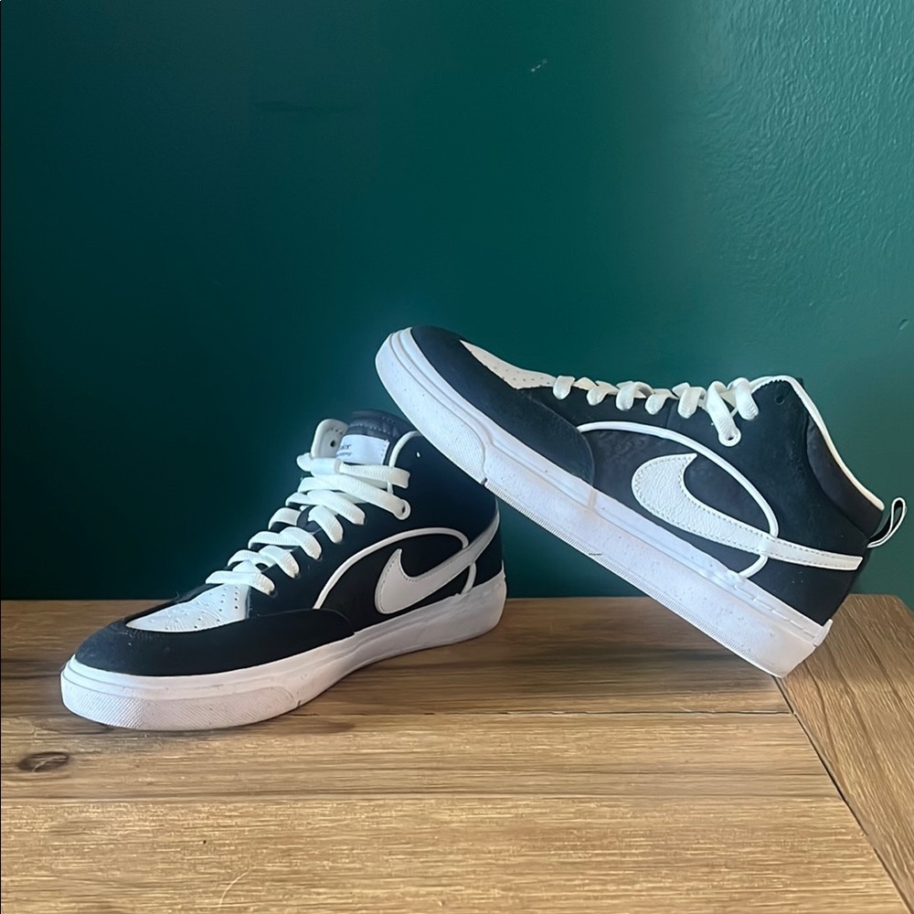 Nike Men's Leo Baker SB High-Top Sneakers